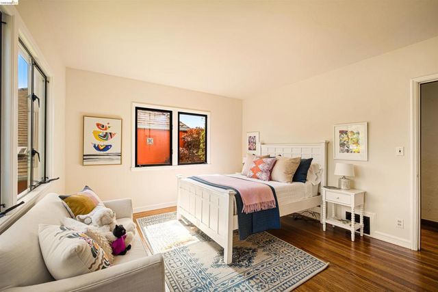 64 Colorado Ave, Berkeley, CA 94707