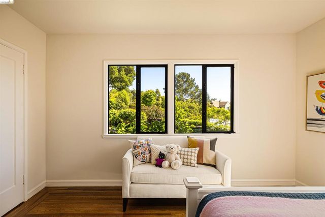 64 Colorado Ave, Berkeley, CA 94707