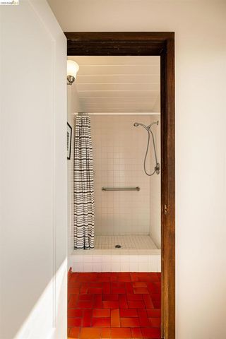 64 Colorado Ave, Berkeley, CA 94707