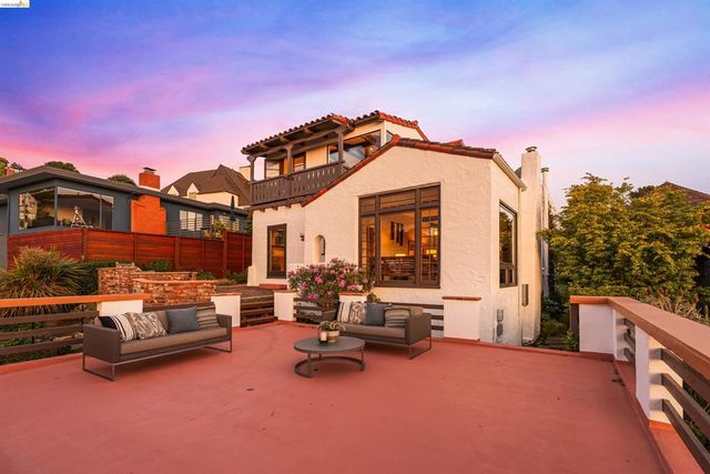 64 Colorado Ave, Berkeley, CA 94707