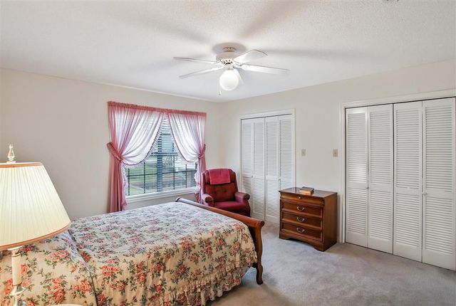 1001 Idlewilde Lane, Lake Charles, LA 70605