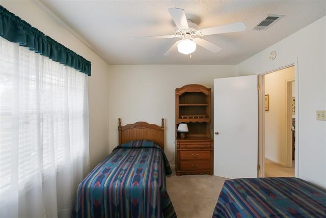 1001 Idlewilde Lane, Lake Charles, LA 70605