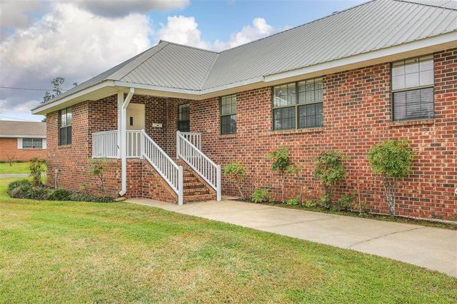 1001 Idlewilde Lane, Lake Charles, LA 70605