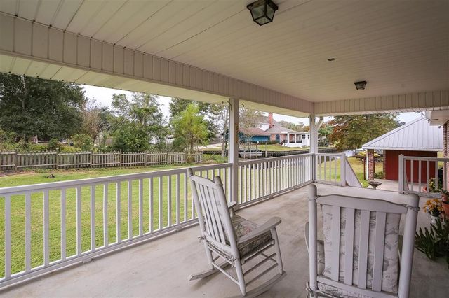 1001 Idlewilde Lane, Lake Charles, LA 70605