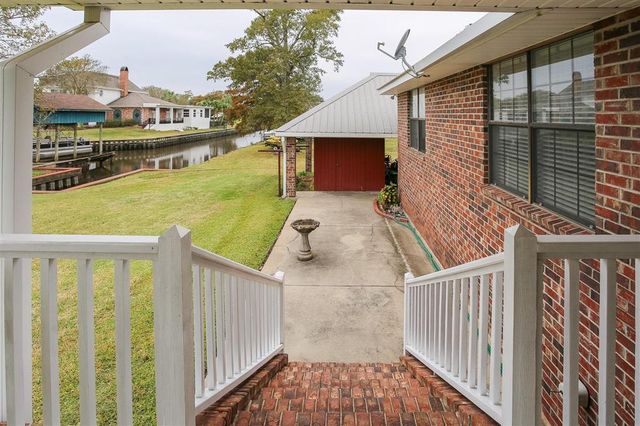 1001 Idlewilde Lane, Lake Charles, LA 70605