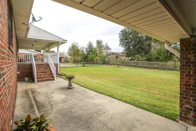 1001 Idlewilde Lane, Lake Charles, LA 70605