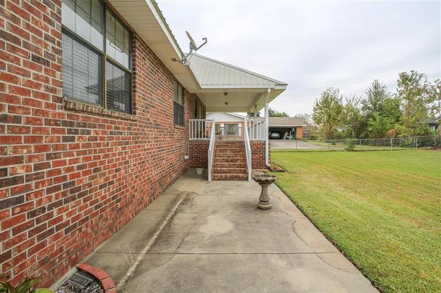 1001 Idlewilde Lane, Lake Charles, LA 70605