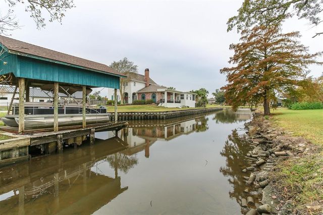 1001 Idlewilde Lane, Lake Charles, LA 70605