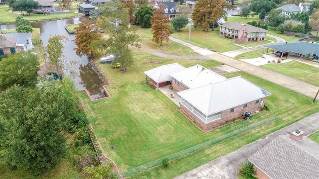 1001 Idlewilde Lane, Lake Charles, LA 70605
