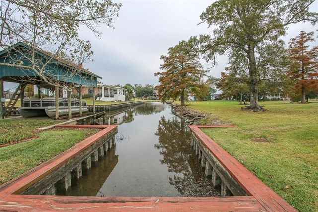 1001 Idlewilde Lane, Lake Charles, LA 70605