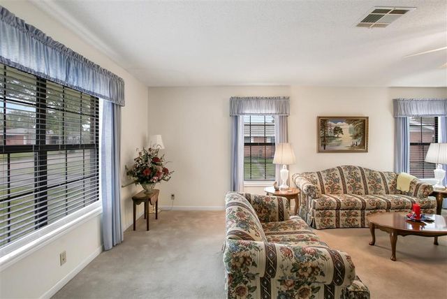 1001 Idlewilde Lane, Lake Charles, LA 70605