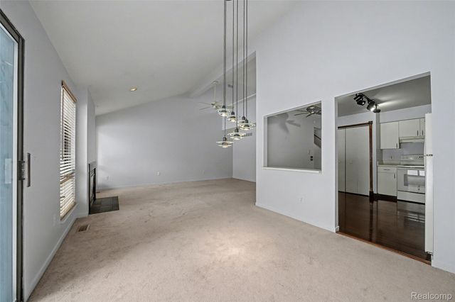 705 Preston Court, Rochester Hills, MI 48307