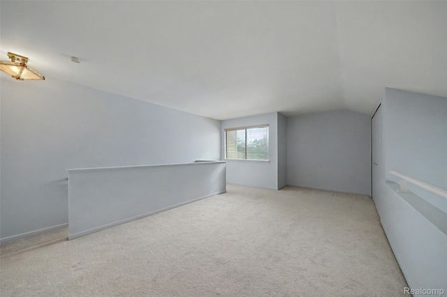 705 Preston Court, Rochester Hills, MI 48307