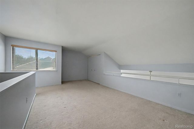 705 Preston Court, Rochester Hills, MI 48307