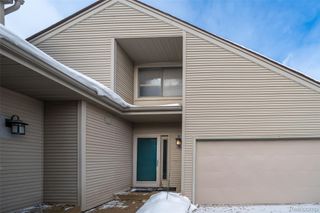 705 Preston Court, Rochester Hills, MI 48307