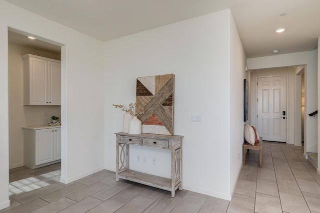 8012 Avanti Dr, El Dorado Hills, CA 95762