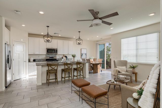 8012 Avanti Dr, El Dorado Hills, CA 95762