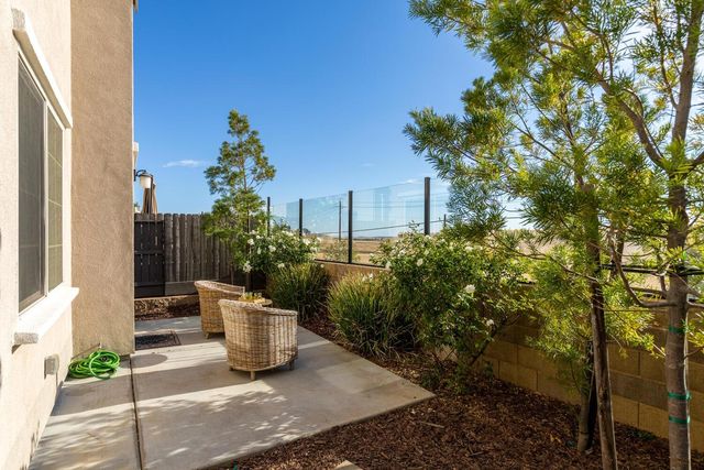 8012 Avanti Dr, El Dorado Hills, CA 95762