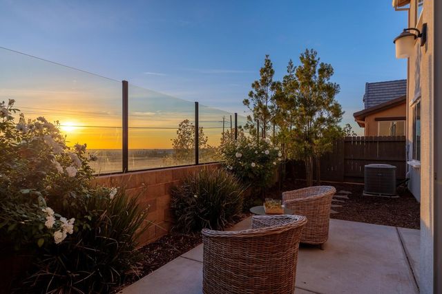 8012 Avanti Dr, El Dorado Hills, CA 95762