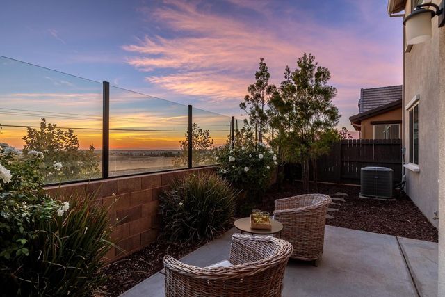 8012 Avanti Dr, El Dorado Hills, CA 95762