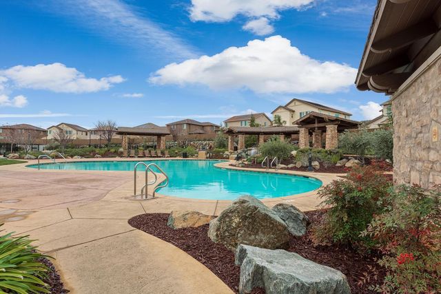 8012 Avanti Dr, El Dorado Hills, CA 95762