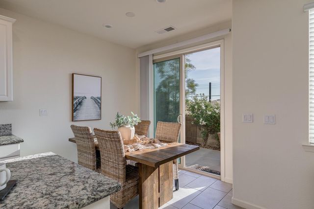 8012 Avanti Dr, El Dorado Hills, CA 95762