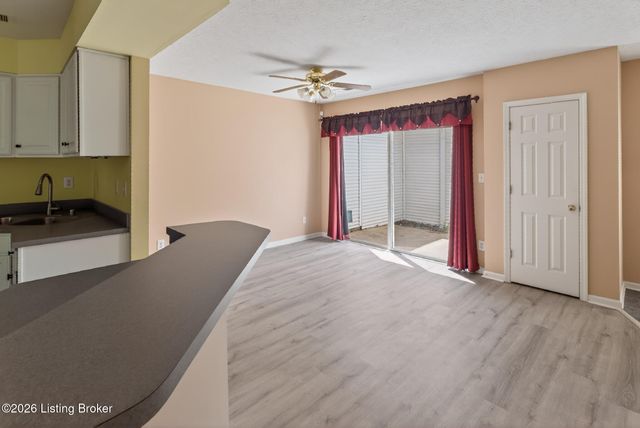 10518 Clayton Allen Blvd, Louisville, KY 40229