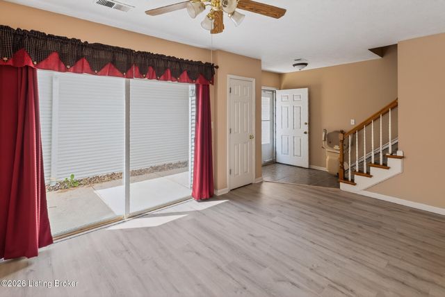 10518 Clayton Allen Blvd, Louisville, KY 40229