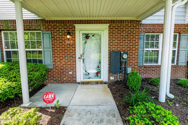 10518 Clayton Allen Blvd, Louisville, KY 40229