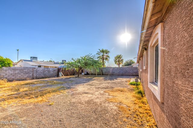 6601 W MONTE VISTA Road, Phoenix, AZ 85035