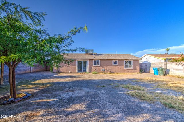 6601 W MONTE VISTA Road, Phoenix, AZ 85035