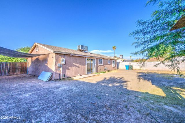 6601 W MONTE VISTA Road, Phoenix, AZ 85035