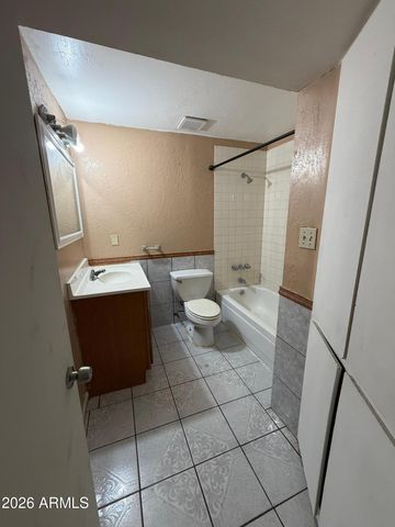 6601 W MONTE VISTA Road, Phoenix, AZ 85035