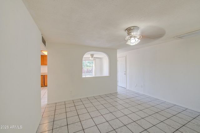6601 W MONTE VISTA Road, Phoenix, AZ 85035