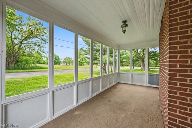 1808 W Comet Road, New Franklin, OH 44614