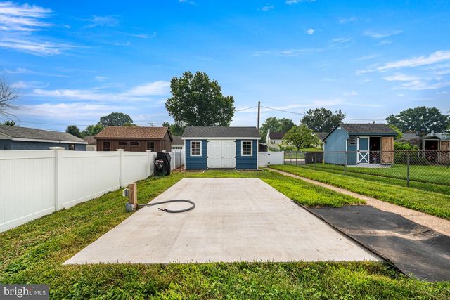 1006 W BRIDGE ST, Phoenixville, PA 19460