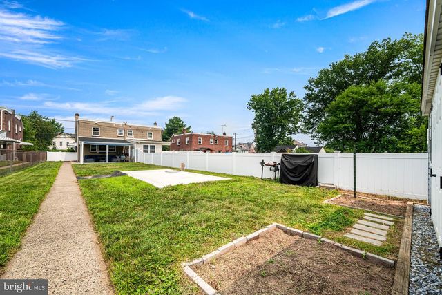 1006 W BRIDGE ST, Phoenixville, PA 19460