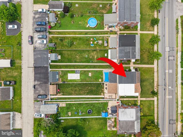1006 W BRIDGE ST, Phoenixville, PA 19460