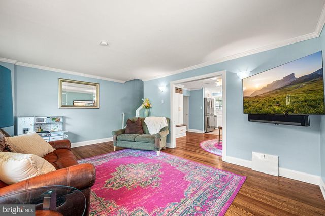 1006 W BRIDGE ST, Phoenixville, PA 19460