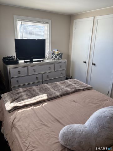 130 Round Hill Road, Meriden, CT 06450