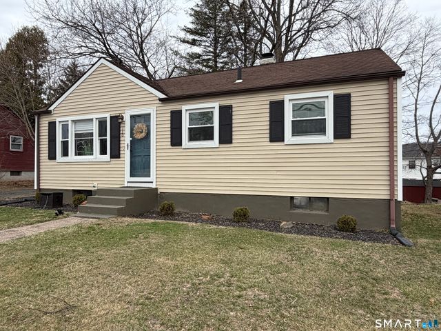 130 Round Hill Road, Meriden, CT 06450