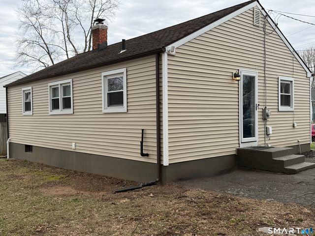 130 Round Hill Road, Meriden, CT 06450