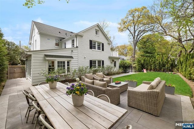 37 Oak Street, Tenafly, NJ 07670