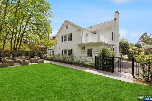 37 Oak Street, Tenafly, NJ 07670