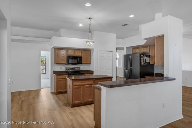 7285 Nightwalker Road, Weeki Wachee, FL 34613