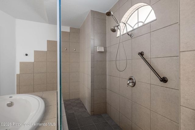 7285 Nightwalker Road, Weeki Wachee, FL 34613