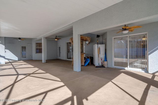 7285 Nightwalker Road, Weeki Wachee, FL 34613