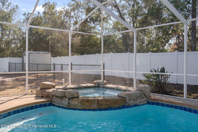 7285 Nightwalker Road, Weeki Wachee, FL 34613