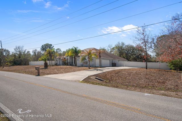 7285 Nightwalker Road, Weeki Wachee, FL 34613