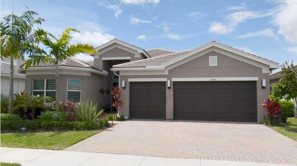 11998 SW Laguna Bay Parkway, Port St. Lucie, FL 34987